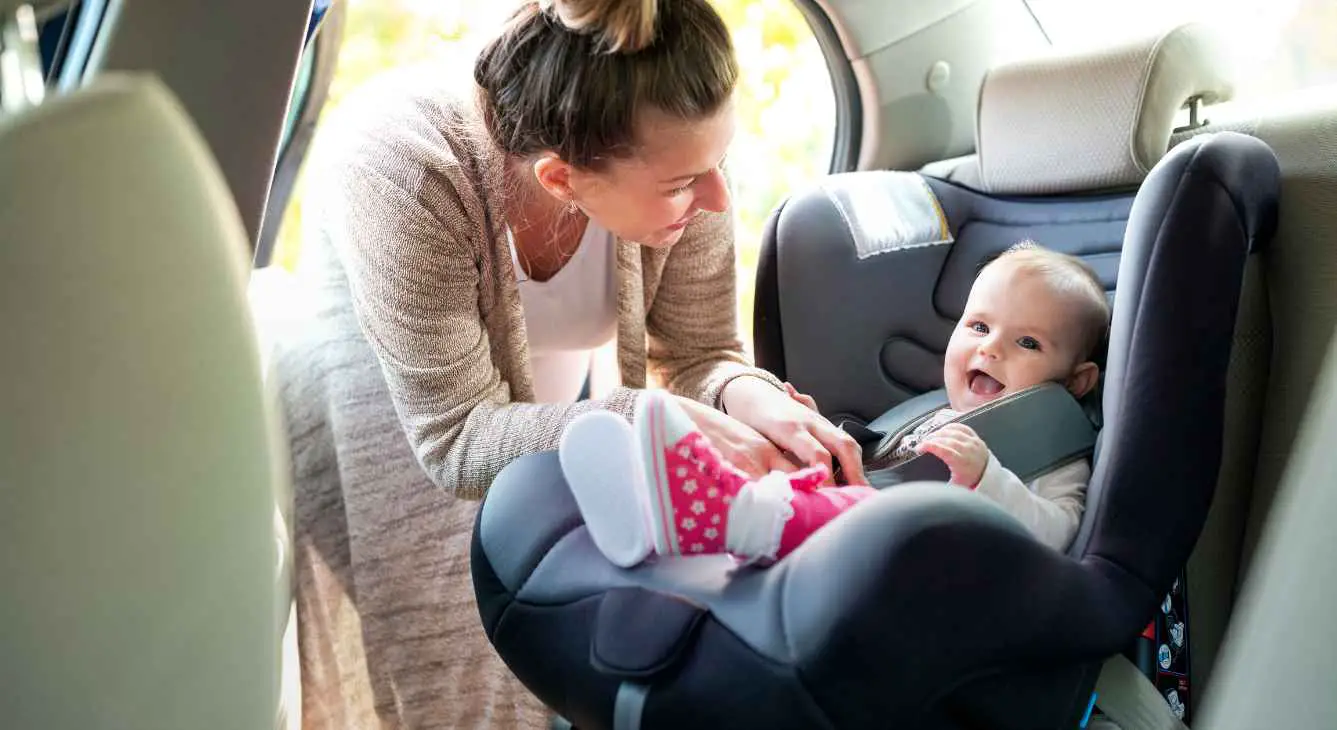 Cadeirinha de bebê para carro