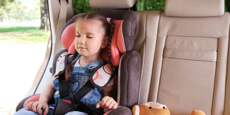 Tabela de idade para cadeirinha no carro: o que diz a lei?